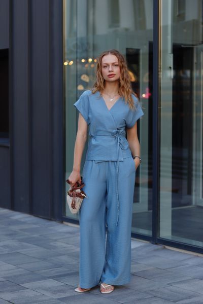 Костюм Soft з блузою-кімоно сіро-блакитний, S SUIT-SOFT-BLUE-S фото